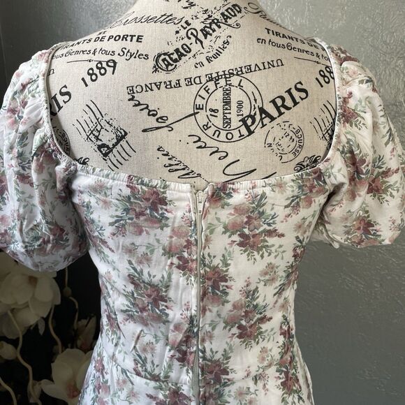 Trixxi Women's A-Line Puff Sleeve Mini Wrap Dress Size M Floral Off-Shoulder - Picture 8 of 11